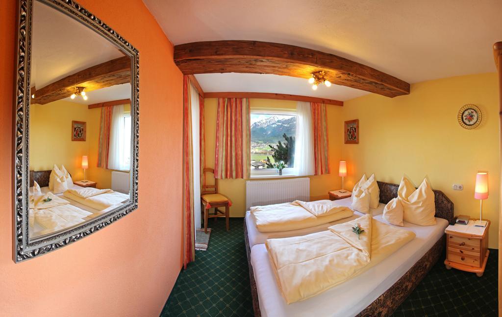 Romantik Aparthotel Sonnleitn St. Johann in Tirol Chambre photo